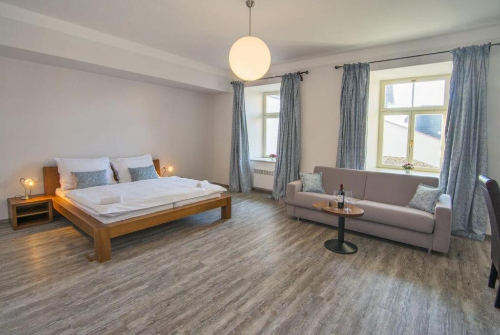 Hotel Anno Nové Město nad Metují المظهر الخارجي الصورة